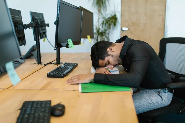 Talvez você trabalhe duro todo dia e sinta que a carreira não sai do lugar.